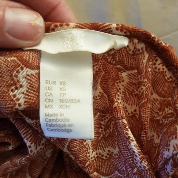 H & M Womens Blouse Print Tank Top Sleeveless Size XS Beach Bohemian Flowy - Picture 8 of 13